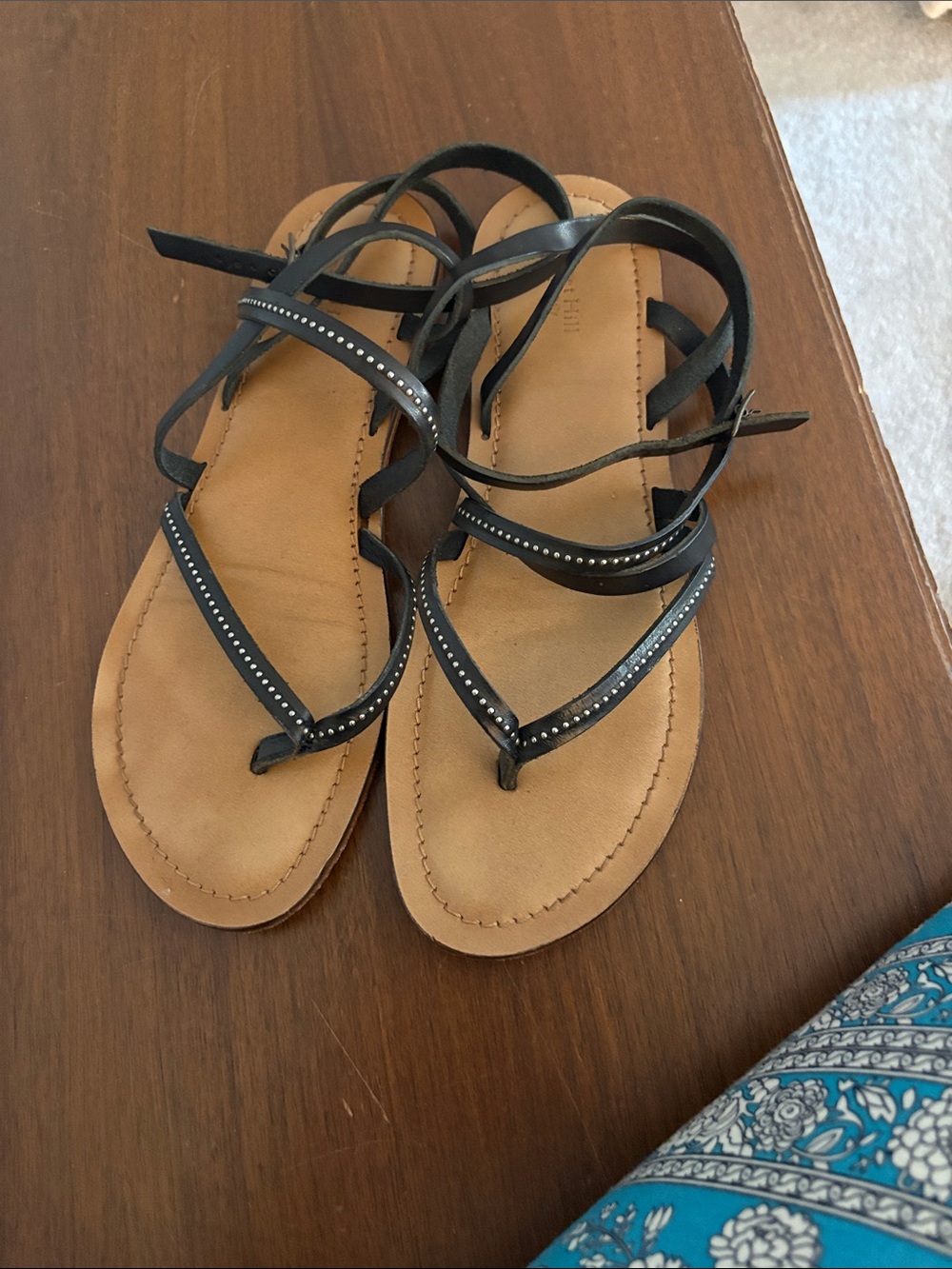 Garnet Hill Black Strappy Toe-Loop Sandals with Tan Footbed